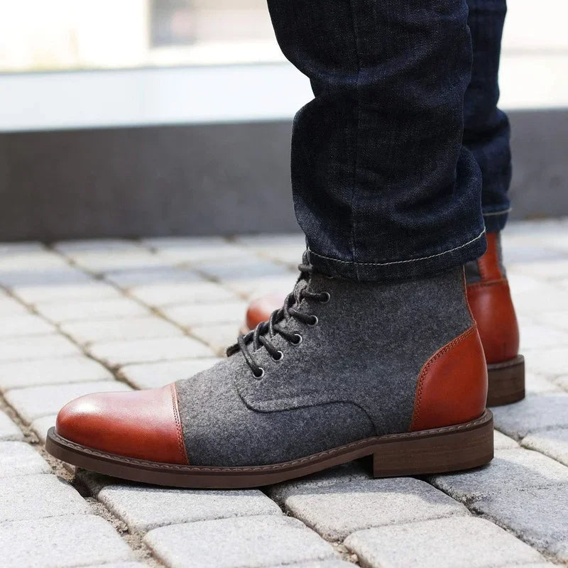 WOOLFORD™  VINTAGE LACE-UP BOOTS