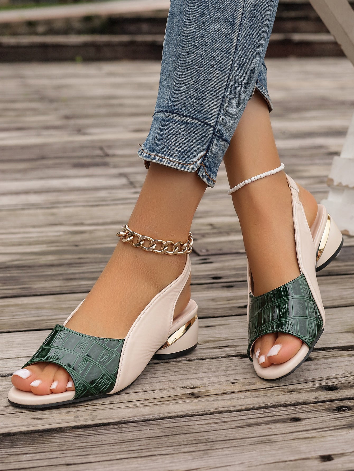 Anah Leather Sandals